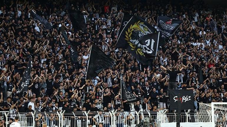 Vincenzo Italiano Beşiktaş'taki birinci 6 maçını gol yemeden kazandı! Tribünde sevgi seli 2 vincenzo italiano besiktastaki birinci 6 macini gol yemeden kazandi tribunde sevgi seli 0 dg7VZ9G9