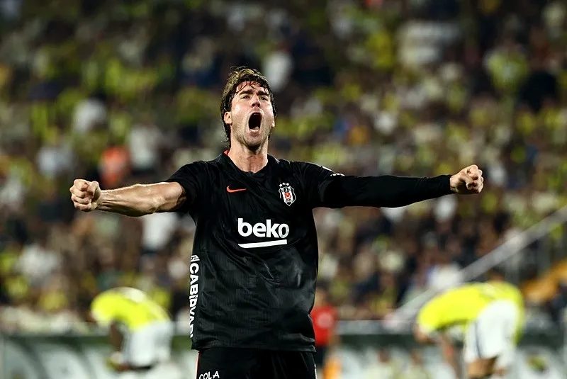 Vincenzo Italiano'dan şok transfer itirafı! Vlahovic ve Lucumi... 4 vincenzo italianodan sok transfer itirafi vlahovic ve lucumi 2 qbQ75jFJ