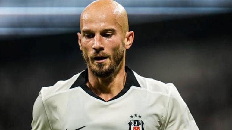 Vincenzo Italiano'nun idareden özel transfer isteği! U23 kotasına uyuyor 3 vincenzo italianonun idareden ozel transfer istegi u23 kotasina uyuyor 1 1l9PsB6t