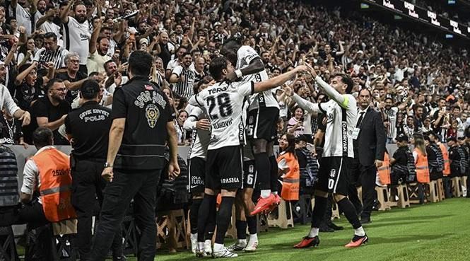 Vlahovic hat-trick yaptı, Kartal Çorum'a patladı... (ÖZET-GOLLER) Beşiktaş - Çorum FK maç sonucu 6-2 9 vlahovic hat trick yapti kartal coruma patladi ozet goller besiktas corum fk mac sonucu 6 2 D1hOjrBt