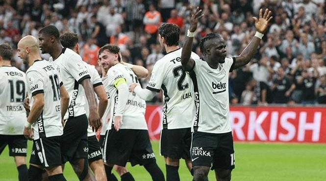 Vlahovic hat-trick yaptı, Kartal Çorum'a patladı... (ÖZET-GOLLER) Beşiktaş - Çorum FK maç sonucu 6-2 2 vlahovic hat trick yapti kartal coruma patladi ozet goller besiktas corum fk mac sonucu 6 2 YDvPGbO5