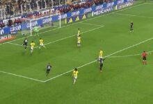Vlahovic topu ağlara gönderdi, öncesinde faul düdüğü çaldı 10 vlahovic topu aglara gonderdi oncesinde faul dudugu caldi y1Osn1vs
