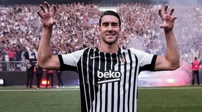 vlahovicli besiktas cok farkli dev avantaj besiktas kauno zalgiris mac sonucu 3 0 16 EvY2326M