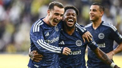 Yıldız oyuncu Sturm Graz maçının akabinde Fenerbahçe'den ayrılıyor! Eşyalarını topladı 18 yildiz oyuncu sturm graz macinin akabinde fenerbahceden ayriliyor esyalarini topladi aNLGf3KS