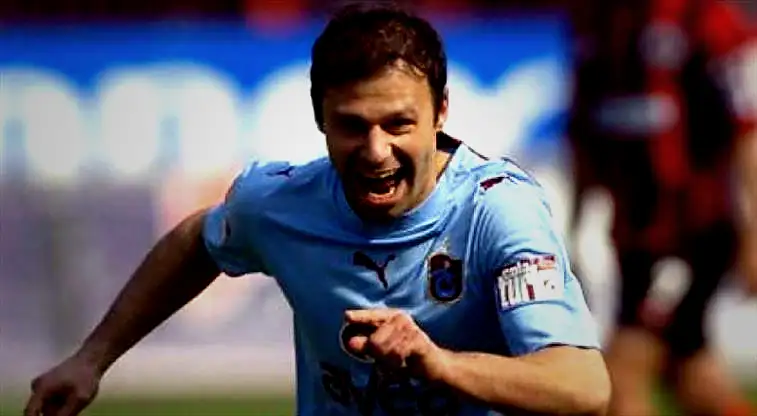 1 yıldız 10 gol: Gökdeniz Karadeniz 1 1 yildiz 10 gol gokdeniz karadeniz