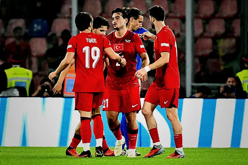 A Ulusal Grubumuzda Montella ile yollar ayrılıyor! İşte tazminatı 3 a ulusal grubumuzda montella ile yollar ayriliyor iste tazminati 1 VwhkmSpP