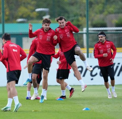 A Ulusal Grup, Belçika Seyahati Öncesi Riva'da Çalıştı 24 a ulusal grup belcika seyahati oncesi rivada calisti 22 ZKR7S8LF