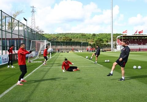 A Ulusal Grup, Belçika Seyahati Öncesi Riva'da Çalıştı 30 a ulusal grup belcika seyahati oncesi rivada calisti 28 hOyZeEzL