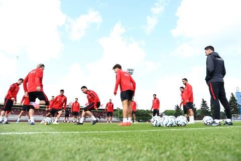 A Ulusal Grup, Belçika Seyahati Öncesi Riva'da Çalıştı 32 a ulusal grup belcika seyahati oncesi rivada calisti 30 if8JwuVH