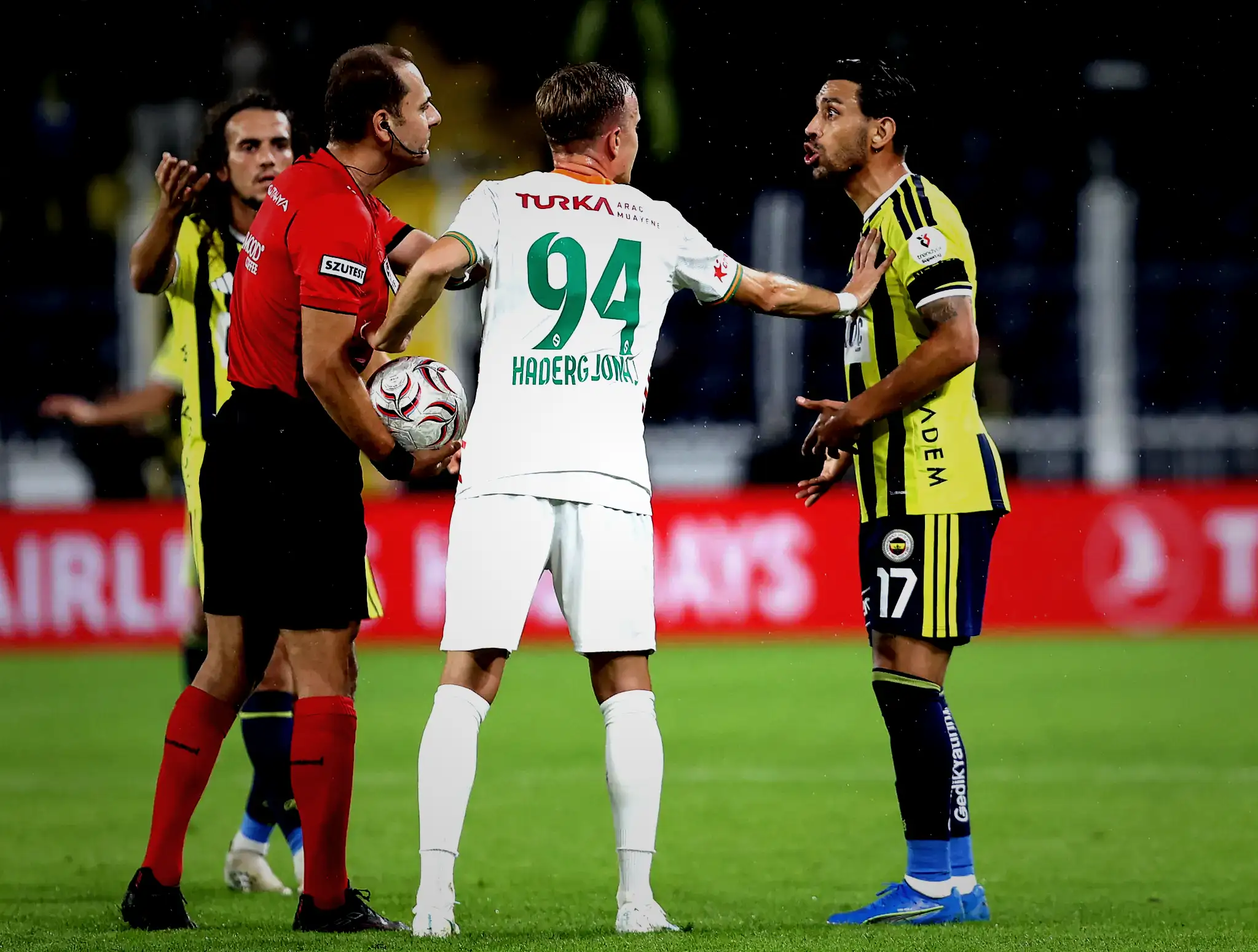 Ahmet Çakar açıkladı! Fenerbahçe'nin iptal edilen gollerinde kararlar gerçek mu? 7 ahmet cakar acikladi fenerbahcenin iptal edilen gollerinde kararlar gercek mu 5 6HzSriPH