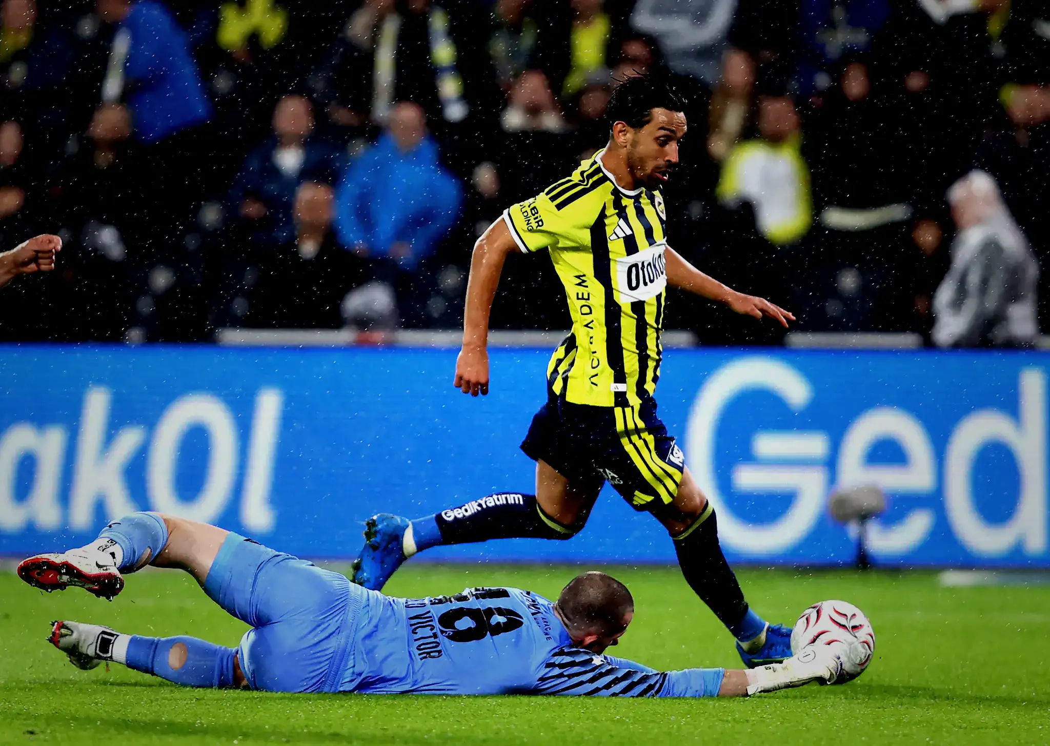 Ahmet Çakar açıkladı! Fenerbahçe'nin iptal edilen gollerinde kararlar gerçek mu? 8 ahmet cakar acikladi fenerbahcenin iptal edilen gollerinde kararlar gercek mu 6 KNdKlc8u