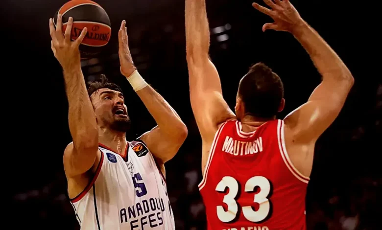Anadolu Efes Pire'den eli boş döndü! 1 anadolu efes pireden eli bos dondu PngDVvbX