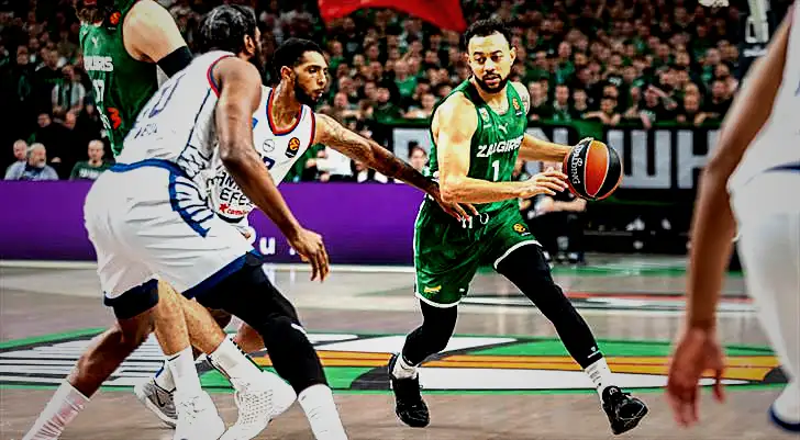 Anadolu Efes, Zalgiris deplasmanından zaferle döndü 1 anadolu efes zalgiris deplasmanindan zaferle dondu zZlLtnaA