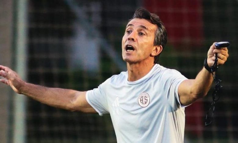 Antalyaspor'da Bülent Korkmaz dönemi resmen sona erdi 1 antalyasporda bulent korkmaz donemi resmen sona erdi eQJihYaY