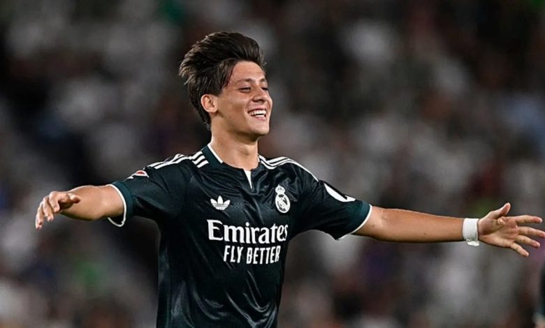Arda Güler, Real Madrid'de eylül ayının en yeterlisi seçildi! 1 arda guler real madridde eylul ayinin en yeterlisi secildi EifvtX4X