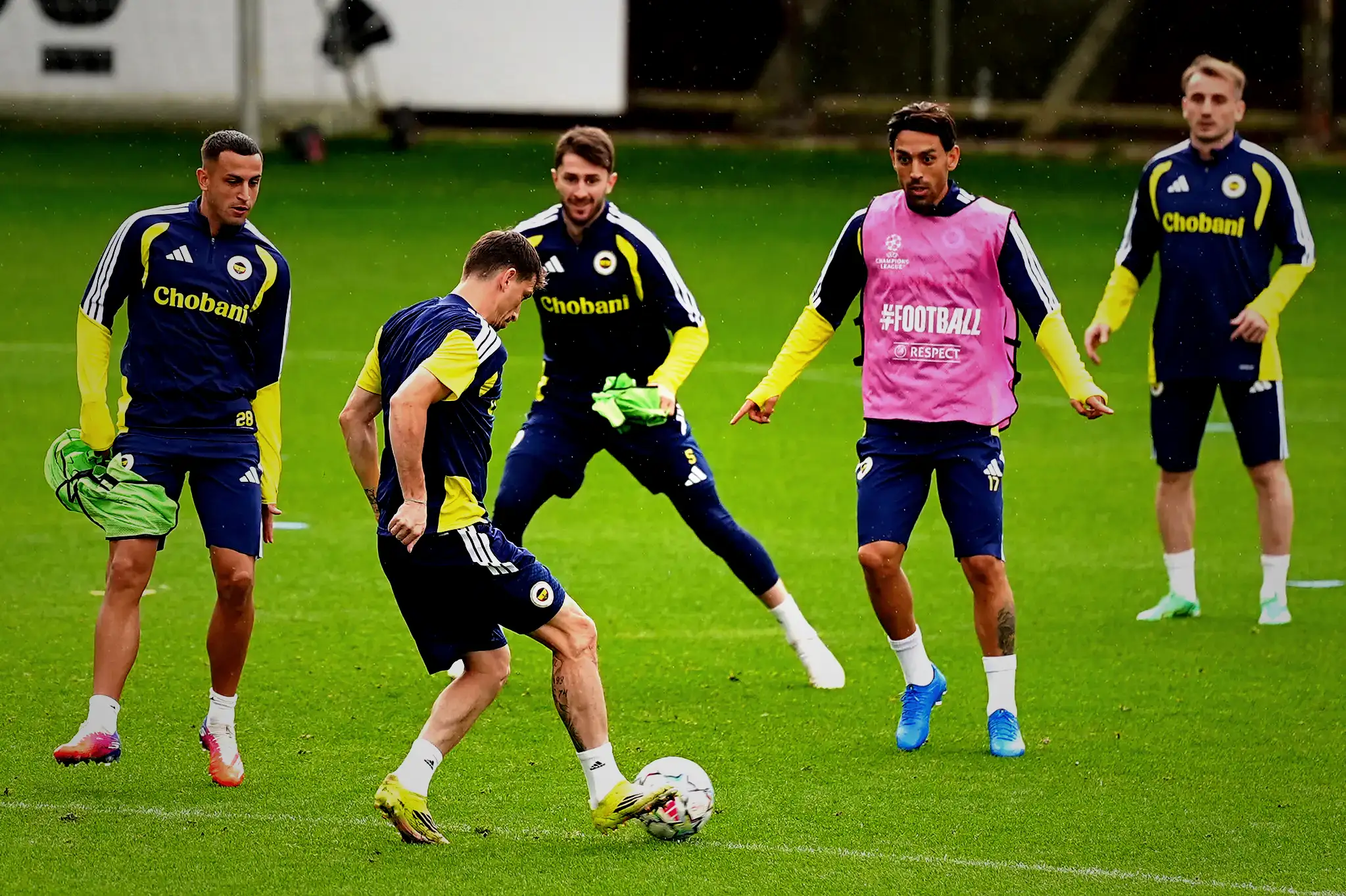 Aston Villa-Fenerbahçe maçı için yapay zeka tahmini! İşte beklenen skor 3 aston villa fenerbahce maci icin yapay zeka tahmini iste beklenen skor 1 ePdGJqCn