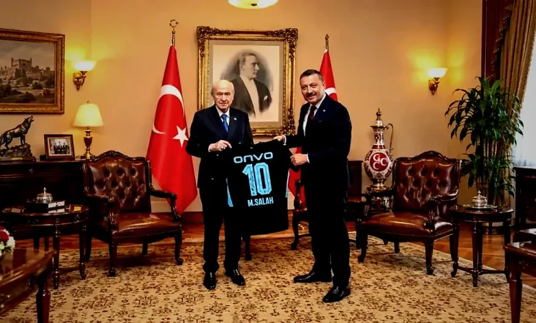 Bahçeli’ye Salah forması 1 bahceliye salah formasi jhv3N49i