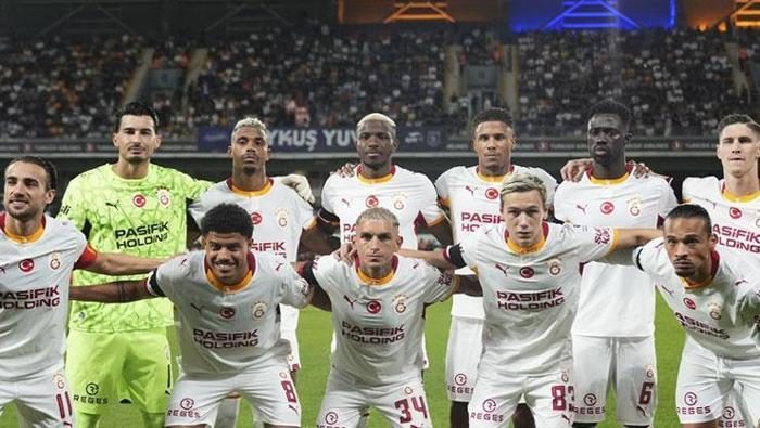 Başakşehir - Galatasaray maçının akabinde dikkat çeken yorum: 'Osimhen'siz çok zor!' | 'Kafası alanda değil' 11 basaksehir galatasaray macinin akabinde dikkat ceken yorum osimhensiz cok zor kafasi alanda 3PchHsF1