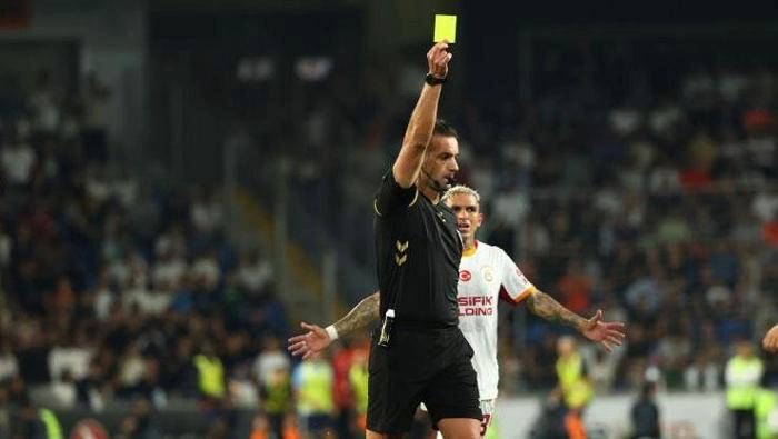 Başakşehir - Galatasaray maçının akabinde dikkat çeken yorum: 'Osimhen'siz çok zor!' | 'Kafası alanda değil' 17 basaksehir galatasaray macinin akabinde dikkat ceken yorum osimhensiz cok zor kafasi alanda 4nL8fSTO