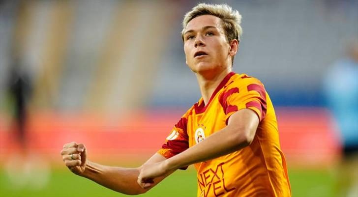 Batrakov'dan Barcelona maçı öncesi flaş sözler: "Belki gol atarım" 1 batrakovdan barcelona maci oncesi flas sozler belki gol atarim XsWJ6vgN