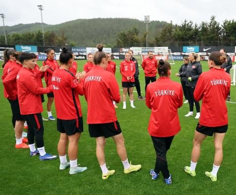 bayan a ulusal kadromuz slovenya maclari hazirliklarina basladi 6 XL6cYTwa