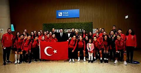 Bayan A Ulusal Kadromuz, Slovenya'da 2 bayan a ulusal kadromuz slovenyada 0 QyI8wipX