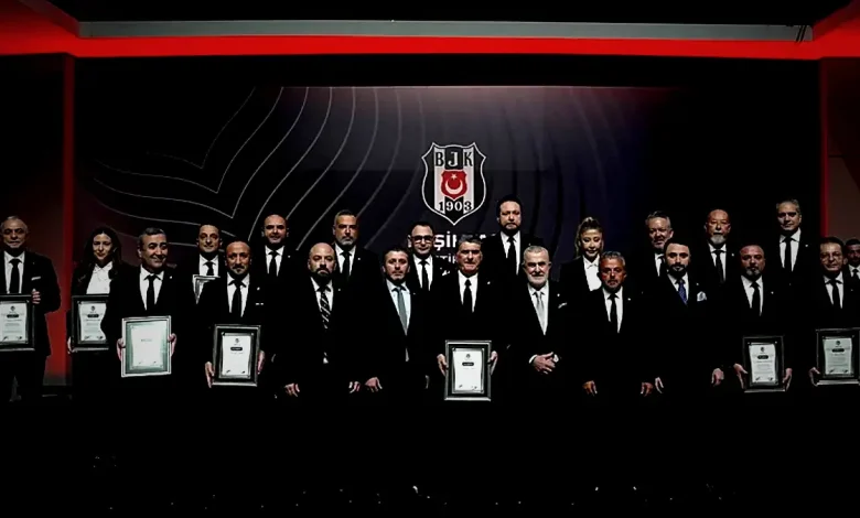 besiktas idare heyetinde misyon dagilimi yapildi m9LiWSRC