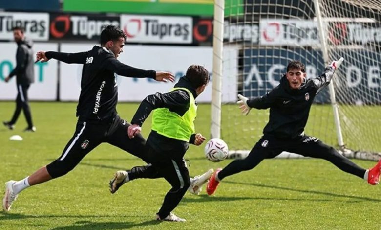 Beşiktaş Kocaelispor hazırlıklarını sürdürdü! Vlahovic gruptan başka çalıştı 1 besiktas kocaelispor hazirliklarini surdurdu vlahovic gruptan baska calisti NfRHLpjQ