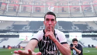 Beşiktaş Vlahovic'in lisansını çıkardı! 4 besiktas vlahovicin lisansini cikardi aei7BUgh