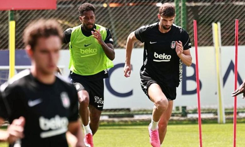 Beşiktaş'ta Fenerbahçe derbisi hazırlıkları tamamlandı! Yeni transfer Ümit Akdağ birinci idmanına çıktı 1 besiktasta fenerbahce derbisi hazirliklari tamamlandi yeni transfer umit akdag birinci idmanina cikti Ya5bMAZr