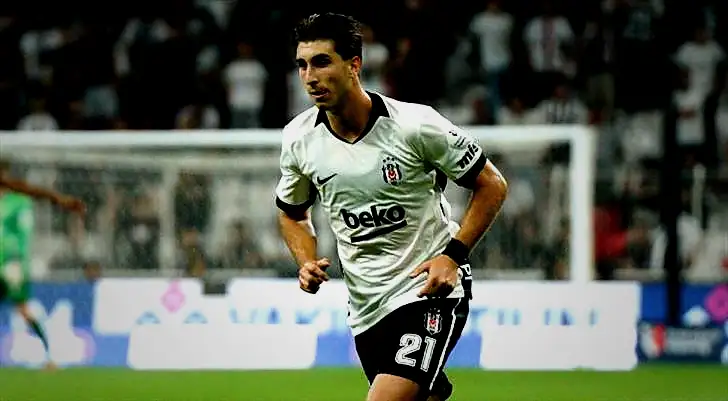 Beşiktaş'ta korkutan sakatlık! Devam edemedi 1 besiktasta korkutan sakatlik devam edemedi
