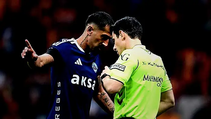 'Bu kadar vurdumduymaz bir oyuncuya sabır etmek anlaşılır üzere değil' Spor müellifleri Galatasaray-Kasımpaşa maçını yorumladı 10 bu kadar vurdumduymaz bir oyuncuya sabir etmek anlasilir uzere degil spor muellifleri galatasaray kasimpasa macini 8WpXEzIi