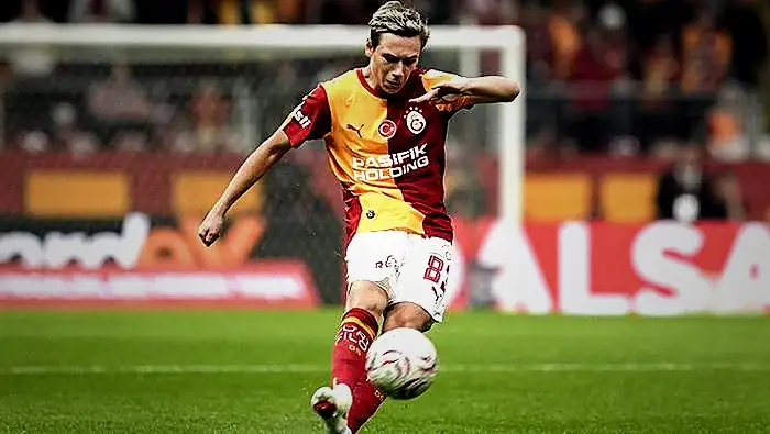 'Bu kadar vurdumduymaz bir oyuncuya sabır etmek anlaşılır üzere değil' Spor müellifleri Galatasaray-Kasımpaşa maçını yorumladı 8 bu kadar vurdumduymaz bir oyuncuya sabir etmek anlasilir uzere degil spor muellifleri galatasaray kasimpasa macini VJU2OKKp