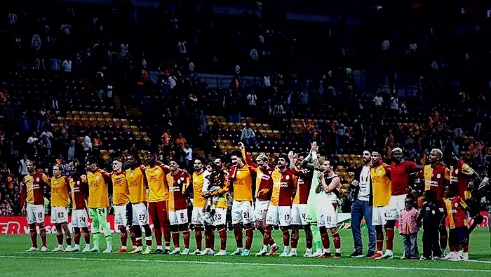 'Bu kadar vurdumduymaz bir oyuncuya sabır etmek anlaşılır üzere değil' Spor müellifleri Galatasaray-Kasımpaşa maçını yorumladı 2 bu kadar vurdumduymaz bir oyuncuya sabir etmek anlasilir uzere degil spor muellifleri galatasaray kasimpasa macini vkp4Dgqf