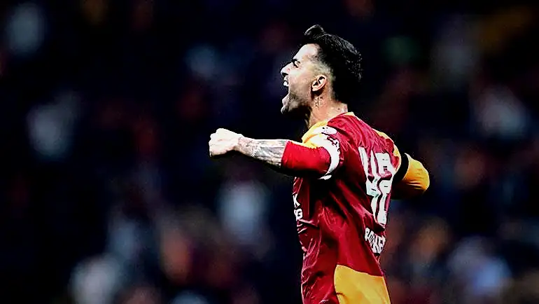 bulent korkmazi yakaladi abdulkerim bardakci yeniden sahneye cikti 0