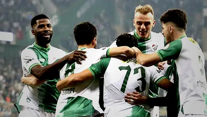 Bursaspor'da Iheanacho'dan tarihe geçen performans! Yeniden boş geçmedi, son kurbanı Pendikspor oldu 5 bursasporda iheanachodan tarihe gecen performans yeniden bos gecmedi son kurbani pendikspor oldu 3 UhauejvW