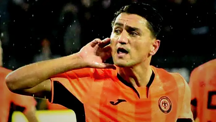 Cengiz Ünder, Çorum FK'da yine doğdu! Harikulade frikik golüyle galibiyetin mimarı oldu 2 cengiz under corum fkda yine dogdu harikulade frikik goluyle galibiyetin mimari oldu 0 bbdwlT47