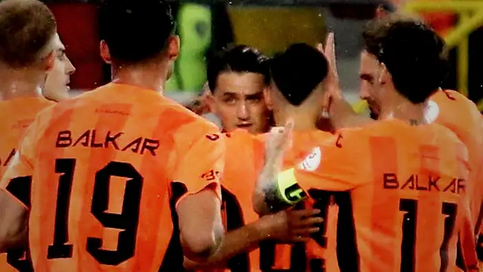 Cengiz Ünder, Çorum FK'da yine doğdu! Harikulade frikik golüyle galibiyetin mimarı oldu 7 cengiz under corum fkda yine dogdu harikulade frikik goluyle galibiyetin mimari oldu 5 TETJqQS2