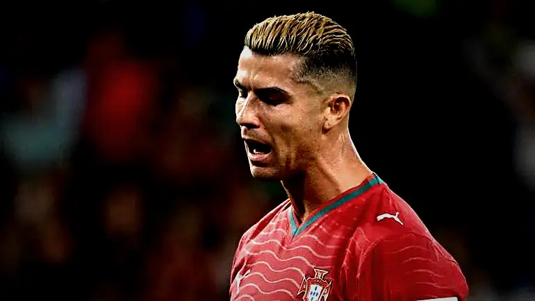 Cristiano Ronaldo'nun cezası muhakkak oldu! Ulusal Ekip kampını terk etmişti 2 cristiano ronaldonun cezasi muhakkak oldu ulusal ekip kampini terk etmisti 0 zAPI9cVT