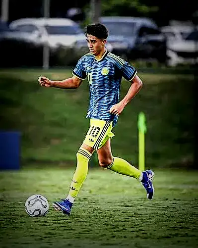 Dünya futbolunun en düzgün 60 genç yeteneği belirli oldu! Fenerbahçe ve Galatasaray'dan hangi isimler var? 16 dunya futbolunun en duzgun 60 genc yetenegi belirli oldu fenerbahce ve galatasaraydan hangi isimler 4IUe1nSe