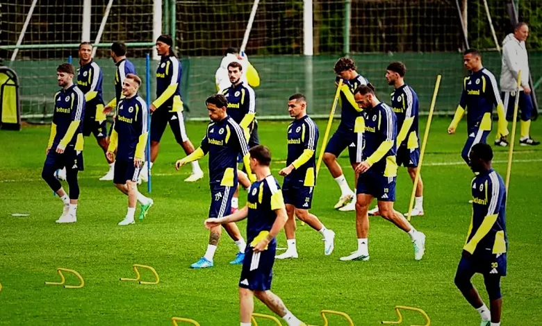Fenerbahçe, Aston Villa maçının hazırlıklarını tamamladı 1 fenerbahce aston villa macinin hazirliklarini tamamladi fAUSYJT1