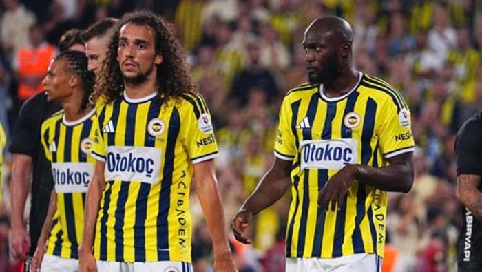 fenerbahce besiktas derbisi avrupa basininda mansetleri susledi vlahovici gordun mu juventus 2 2jPXgCJT