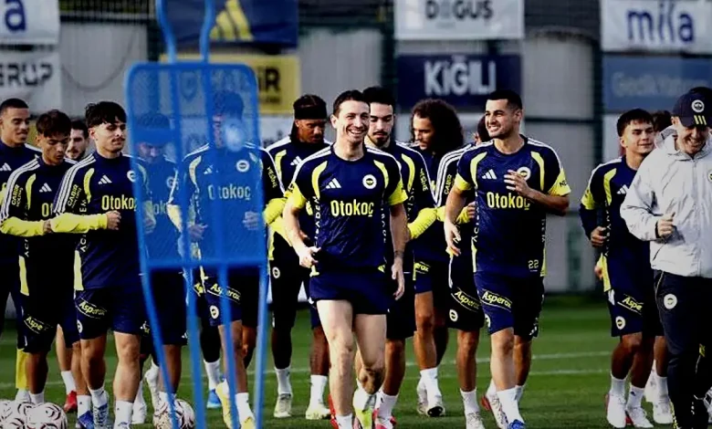 Fenerbahçe, Rizespor maçı hazırlıklarını sürdürdü 1 fenerbahce rizespor maci hazirliklarini surdurdu qDZLPahx