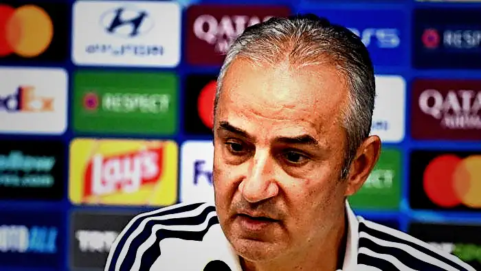 Fenerbahçe - Slavia Prag maçı sonrası İsmail Kartal'a seslendi: 'Kredisi sıfıra indi' | 'Guendouzi müsaade verseydi...' 4 fenerbahce slavia prag maci sonrasi ismail kartala seslendi kredisi sifira indi guendouzi aSMsLVJr