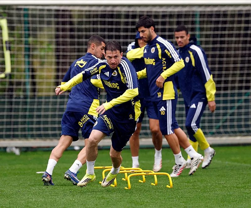 Fenerbahçe Yerli Haaland olarak isimlendirilen genç yıldızın peşinde! 3 fenerbahce yerli haaland olarak isimlendirilen genc yildizin pesinde 1 eGEy6K4I