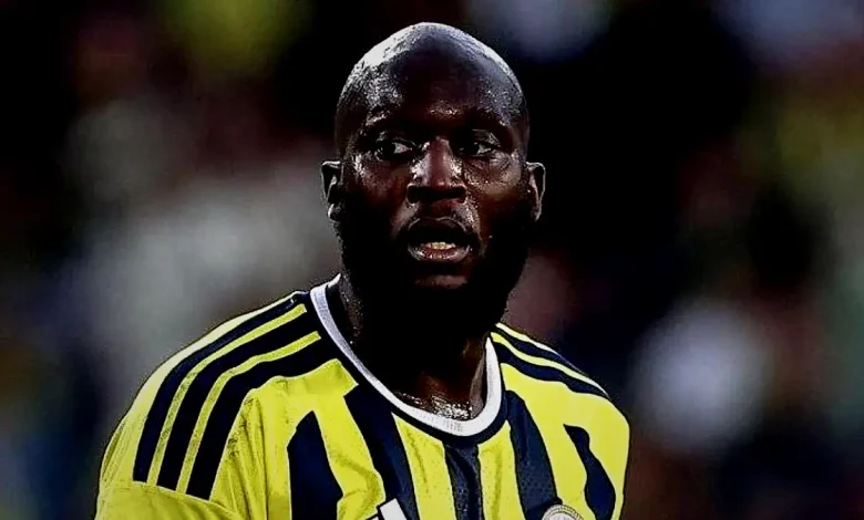 Fenerbahçe’de Alanya maçı öncesi forvette değişiklik! Lukaku kararı 1 fenerbahcede alanya maci oncesi forvette degisiklik lukaku karari bLrNDhuY