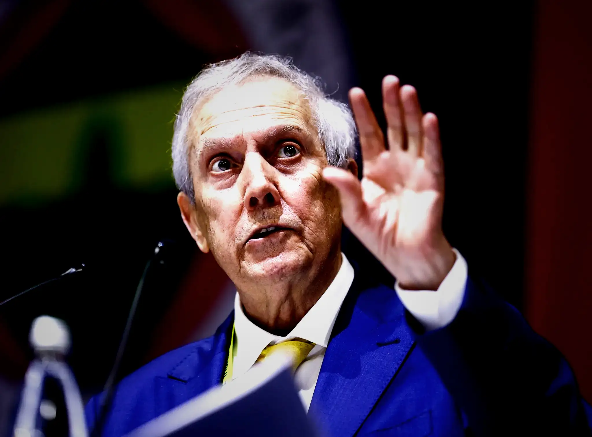 Fenerbahçe'de Aziz Yıldırım kararını verdi! Derbi kaybedilirse o gelecek 14 fenerbahcede aziz yildirim kararini verdi derbi kaybedilirse o gelecek 12 r7PUUsq6