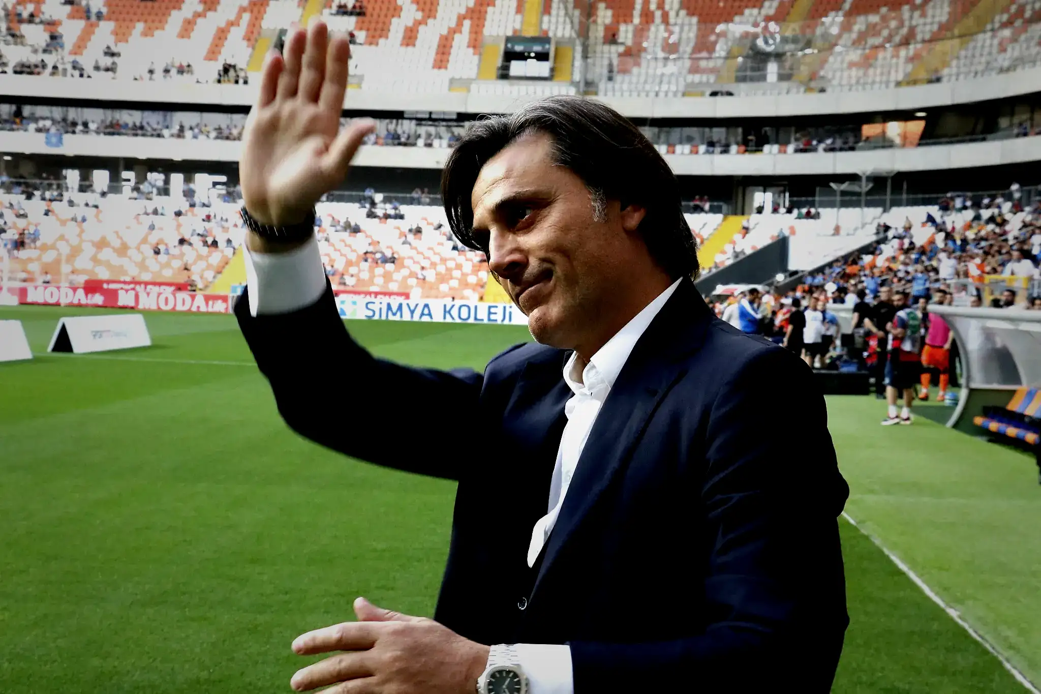 Fenerbahçe'de Aziz Yıldırım kararını verdi! Derbi kaybedilirse o gelecek 18 fenerbahcede aziz yildirim kararini verdi derbi kaybedilirse o gelecek 16 8GmSIb7y
