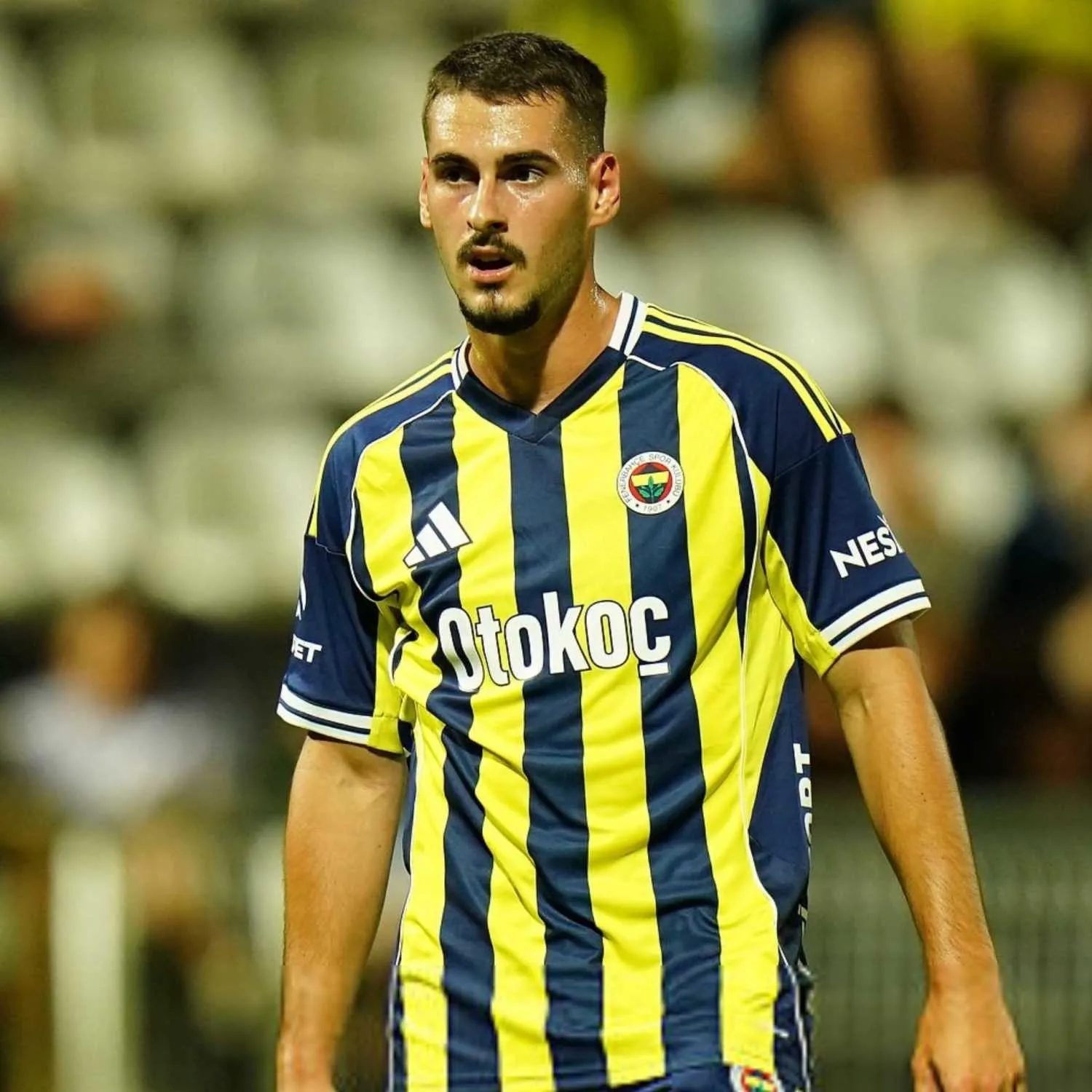 Fenerbahçe'de flaş ayrılık kararı! Menajerine "Bana kulüp bul" dedi 14 fenerbahcede flas ayrilik karari menajerine bana kulup bul dedi 12 Uu9DcU4X