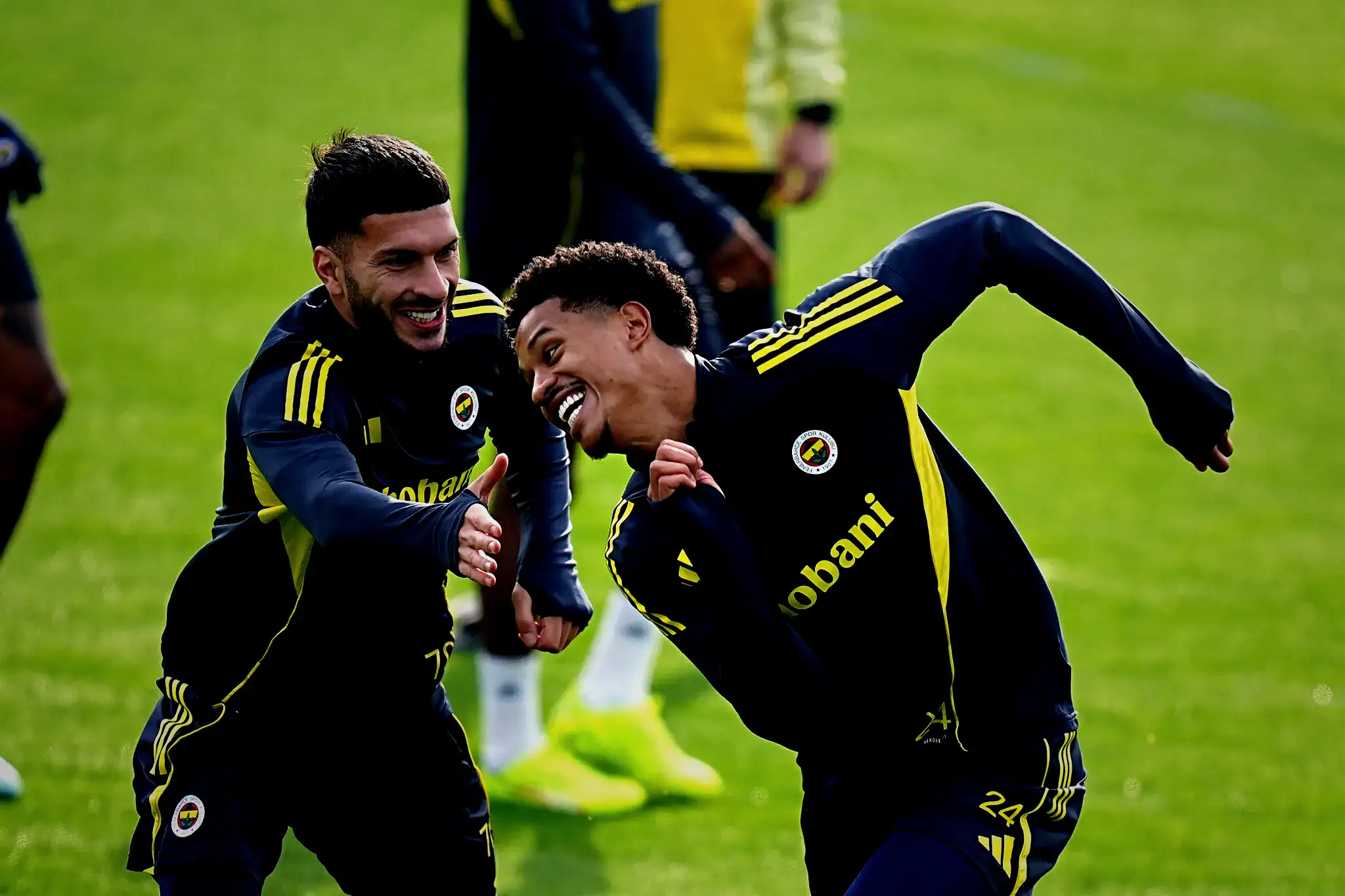 Fenerbahçe'de Jayden Oosterwolde kararı! Sakatlık sonrası plan belirli oluyor 6 fenerbahcede jayden oosterwolde karari sakatlik sonrasi plan belirli oluyor 4 3bKmhHTb